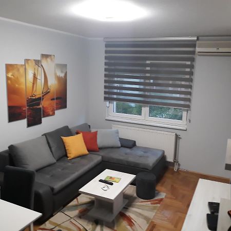 נובי סאד Apartment Azzuro 2 מראה חיצוני תמונה