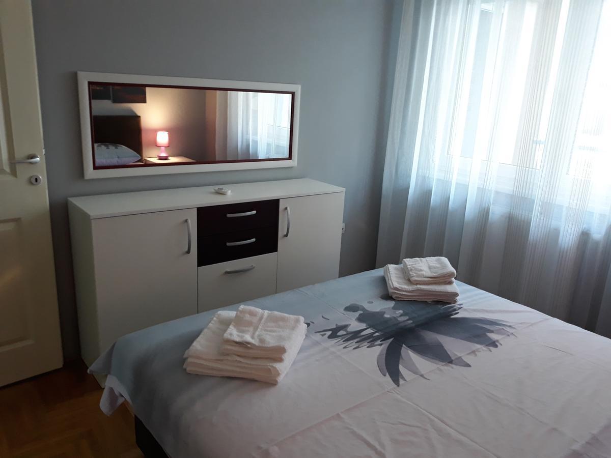 נובי סאד Apartment Azzuro 2 מראה חיצוני תמונה